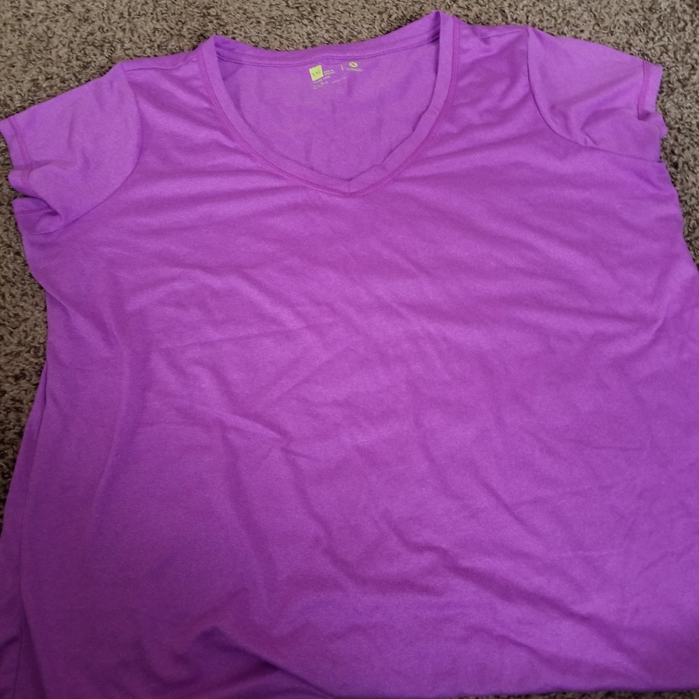 Purple short sleeve tee